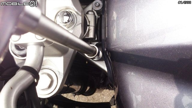 [教學]YAMAHA FZ6S Spec1 更換水箱水，安裝水溫錶、測速器、車充
