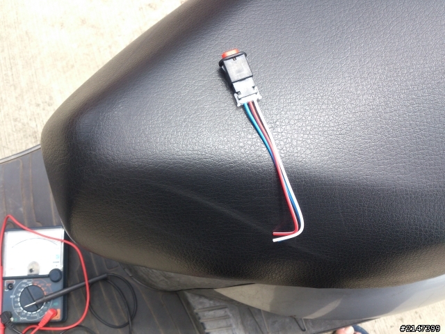 diy分享，老車安裝實用燈條+駐車燈