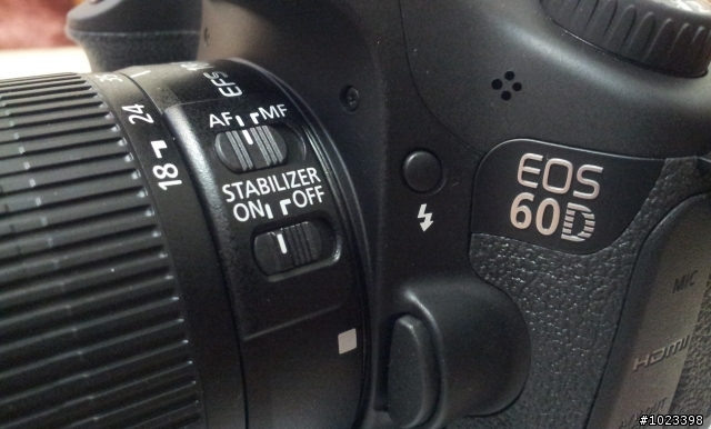 [開箱]人生第一台單眼，Canon EOS 60D ><