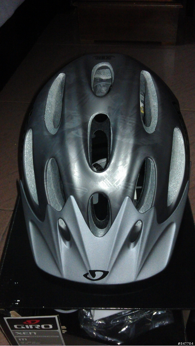 新敗的帽子ＧＩＲＯXEN