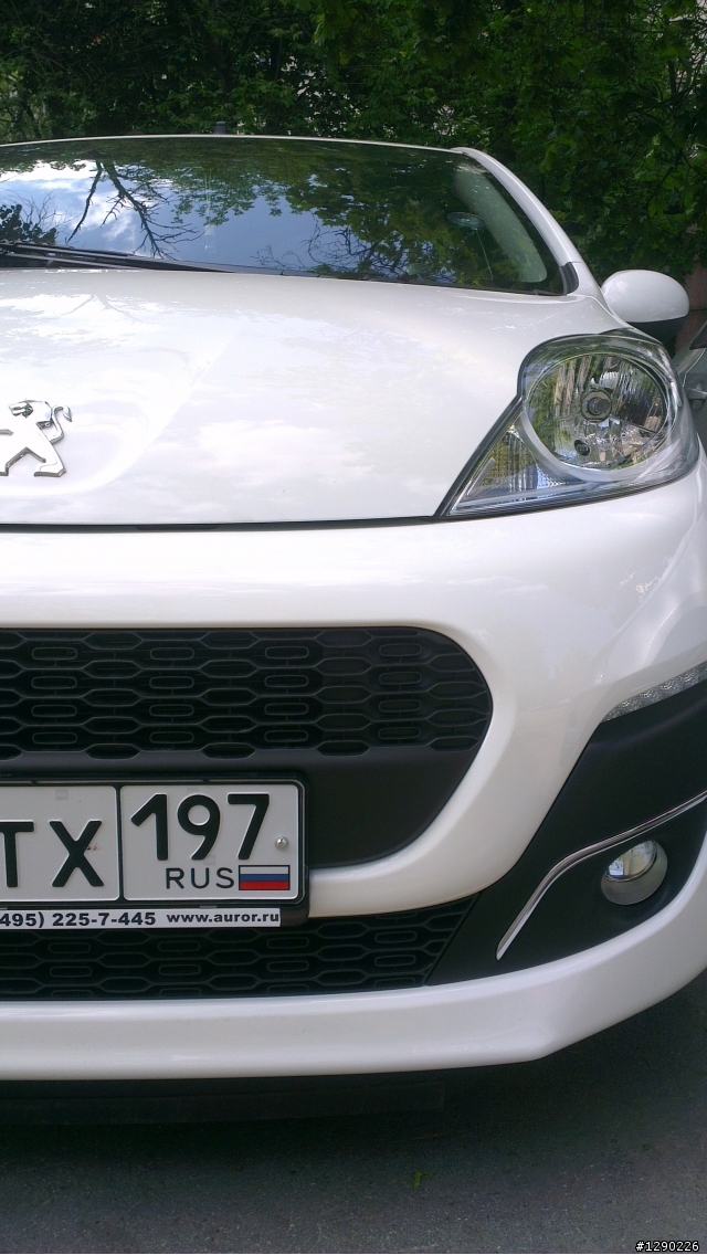 2012年式Peugeot 107