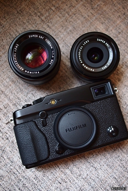 【西西分享】左打全幅機 右打微型單眼？---富士Fujifilm X-Pro1