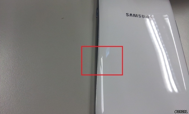 [已解決] S3 的背蓋瑕疵... 大家有類似的問題嗎