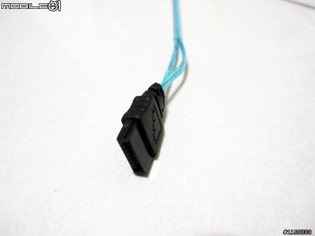 [遲來的開箱]補充SATA3線 + 創見-PDC3 (USB3.0+SATA-III擴充卡) + Intel SSD 520 120GB