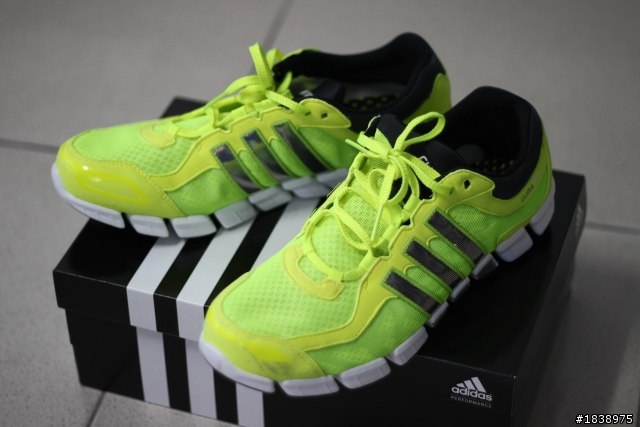 開箱 adidas  CLIMACOOL