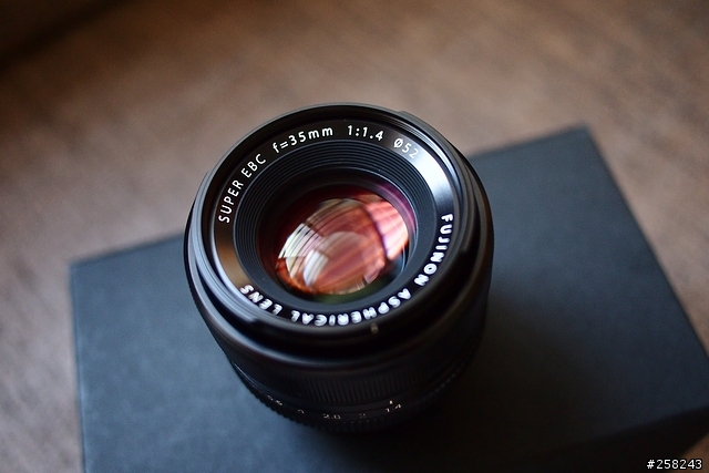 【西西分享】左打全幅機 右打微型單眼？---富士Fujifilm X-Pro1