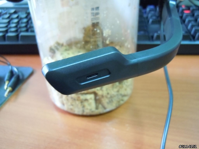 [開箱] 曜越 震撼者耳機 Tt shock