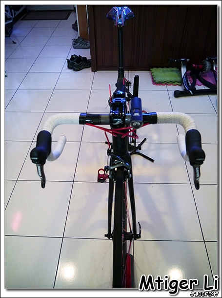 開箱文:我的新戰馬2012 GIANT TCR ADVANCED SL消光黑