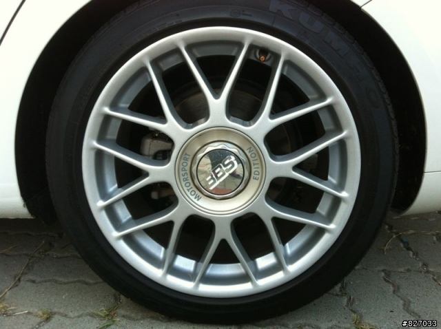 想請問一下  BBS RC的鋁圈 有BENZ 的車系裝過嗎? 前4 AMG 卡拑 裝的下嗎?