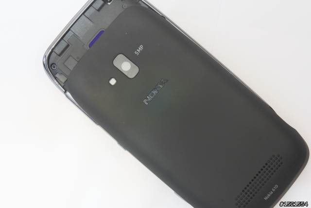 【開箱】Nokia Lumia 610 低調開箱