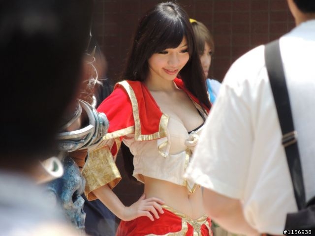 一鏡到底:射日濾鏡測試...地球表面到月球表面(Nikon P510)