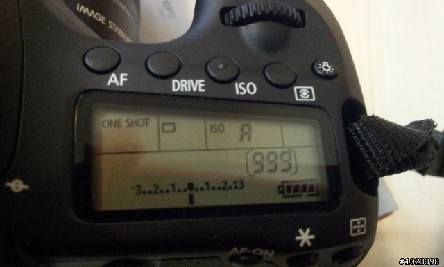 [開箱]人生第一台單眼，Canon EOS 60D ><