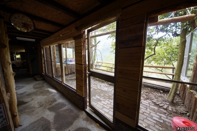  DIY簡單蓋鋼構木屋