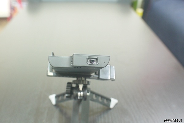 ♥【分享】Telstar iPhone專用迷你投影機