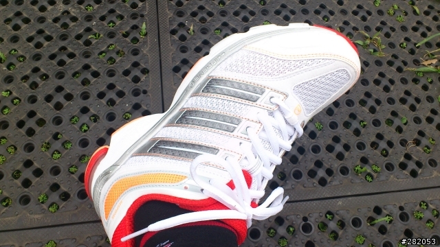 【adidas鞋測活動】adidas Response Stability 4M 一般型跑者入門鞋款 分享