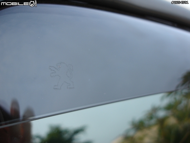 Peugeot 107 開箱