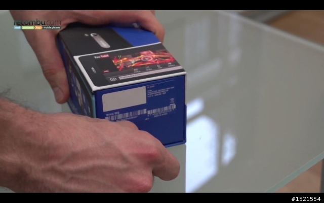 【開箱】全球版Nokia Lumia 900 開箱