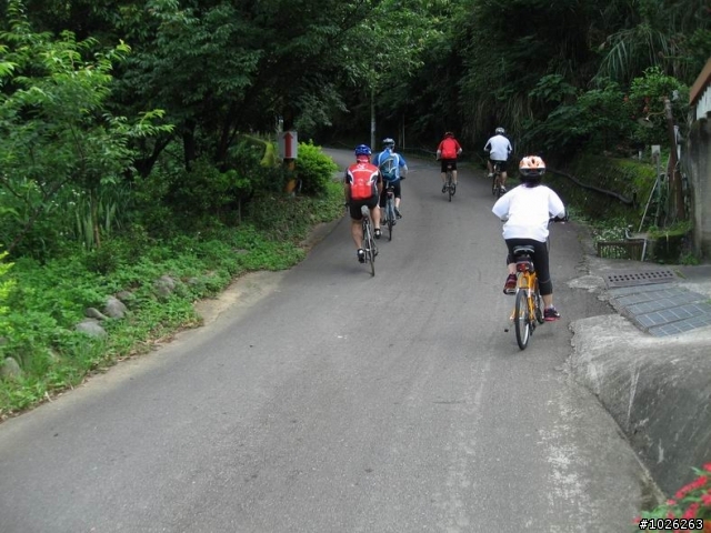 【照片】台72線快速公路樂活飆汗行〈多數為小朋友〉