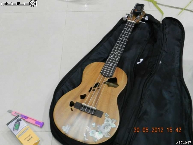 我的第一把單板烏克麗麗(UKULELE) 開箱