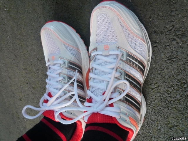 【adidas鞋測活動】adidas Response Stability 4M 一般型跑者入門鞋款 分享