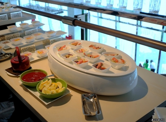 [分享] 世界最高飯店 - 香港 Ritz-Carlton