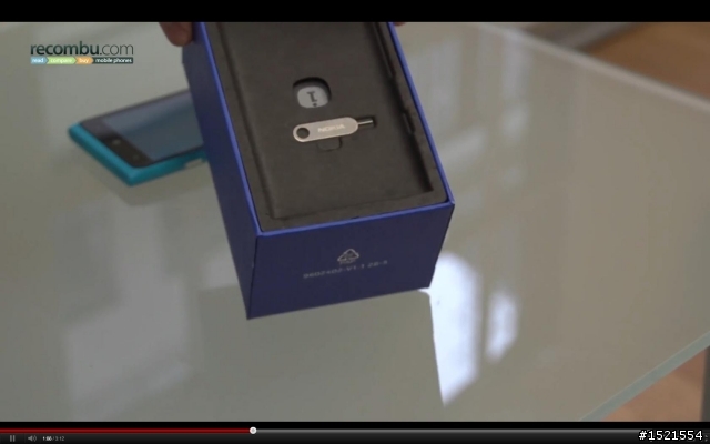 【開箱】全球版Nokia Lumia 900 開箱