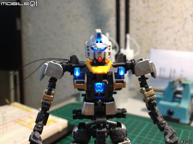 [分享] RG Gundam MK-II 幽谷 LED 版！