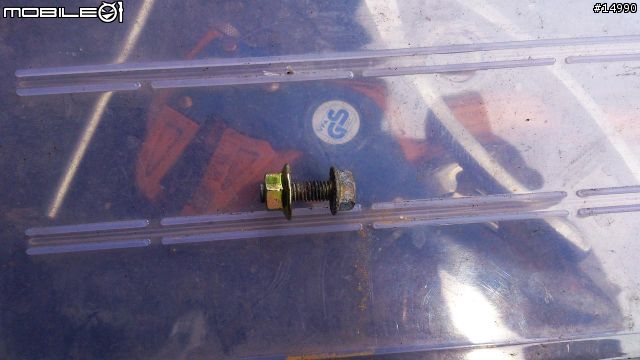 [教學]YAMAHA FZ6S Spec1 更換水箱水，安裝水溫錶、測速器、車充