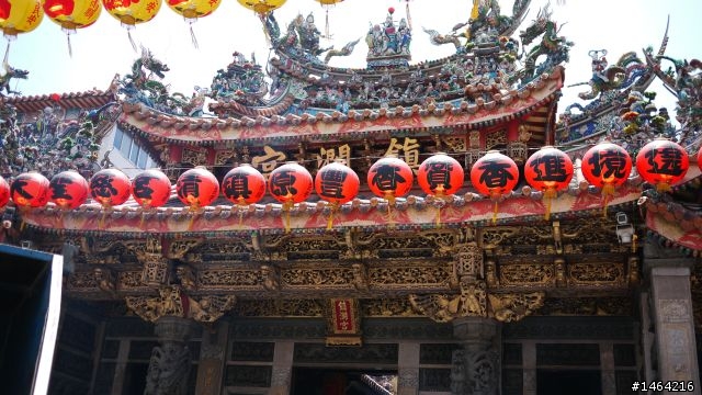 天人交戰之後，終於做了決定~~~~(補上小白柴佛開箱照片)