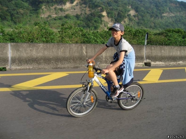 【照片】台72線快速公路樂活飆汗行〈多數為小朋友〉