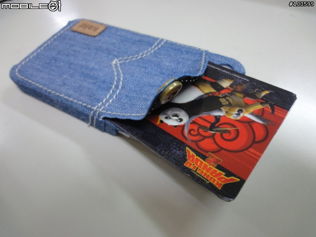 [分享]一堆iPhone4保護殼~敗家啊----Part III