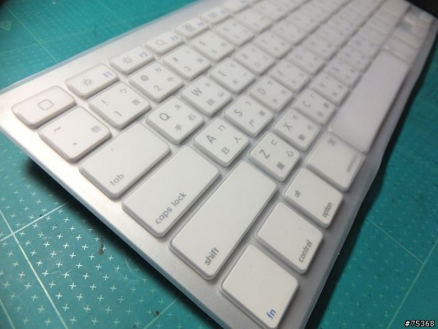 [分享]官網雷雕之全新iPad,同場加映皮套,藍芽鍵盤配件,及DIY讓Targus Versavu支援全新iPad自動喚醒