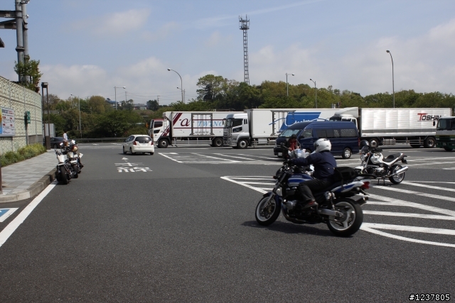 [Kawasaki W800]東京-山梨 隨意騎騎