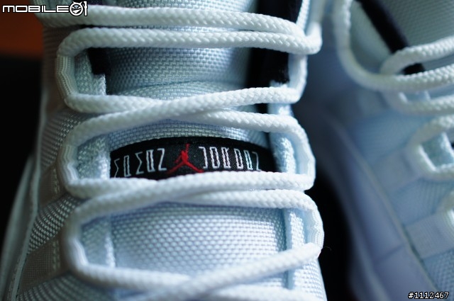 [開箱分享] AIR JORDAN 11 LOW 白紅