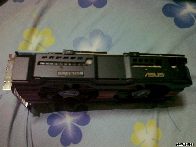 ASUS HD7970-DC2T-3GD5超簡單開箱(試貼)
