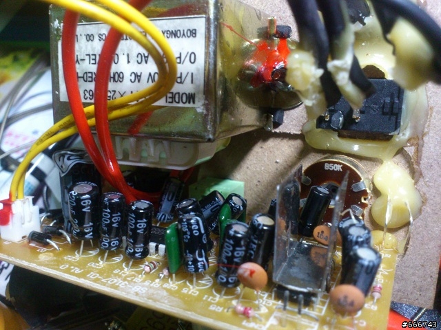<請教>三件式喇叭..電源不過電...如何自行維修?<附圖>