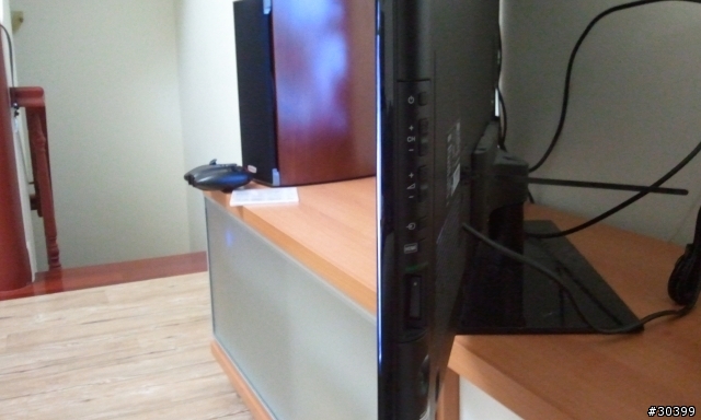 [6/28更新] 我的 SONY 46吋 NX720 機殼裂開了