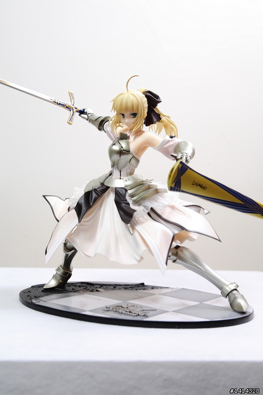 找錯地方躲雨，荷包軍就被雷打到了.......ALTER Fate Get