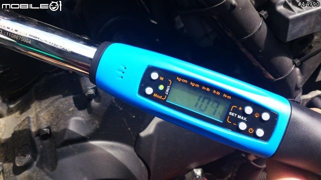 [教學]SYM T2更換水箱水、火星塞、安裝水溫表