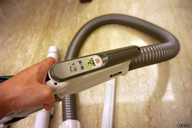 [開箱] SHARP EC-WX300 超靜音3D吸塵器 掃除兼淨化空氣