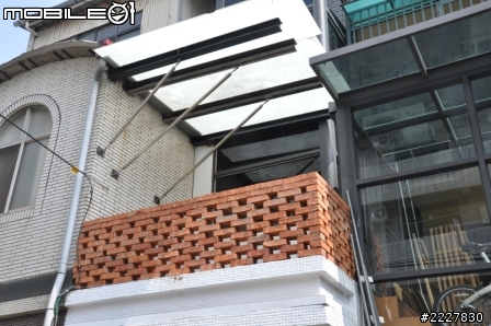 兄弟施工VS兩光設計師 (當小蝦米遇到大白鯊),自己DIY強力收尾中(工作風)