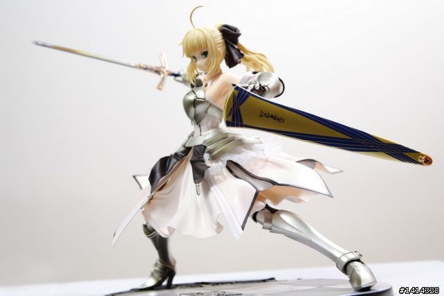 找錯地方躲雨，荷包軍就被雷打到了.......ALTER Fate Get