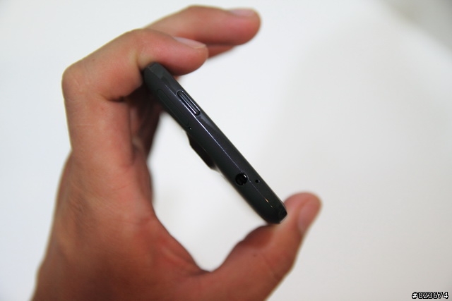 HTC One X 簡易開箱