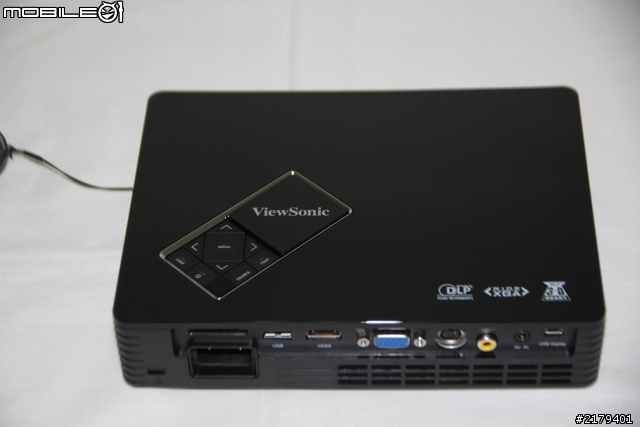 [完整開箱-更新5/23] ViewSonic PLED-W500短焦距投影機開箱