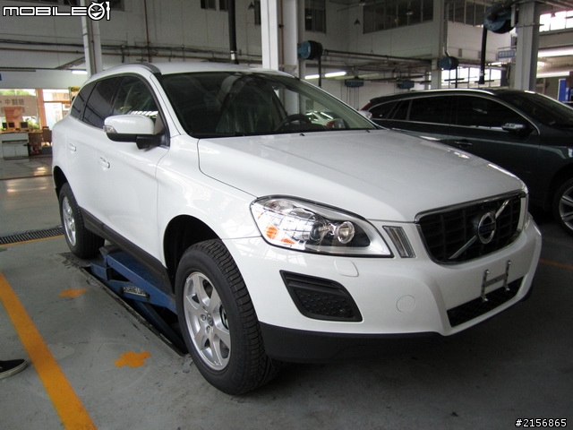 [驗車半開箱] volvo xc60 極地白  T5 豪華版