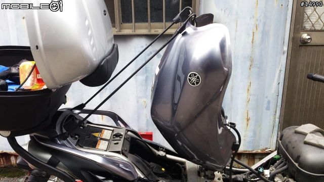 [教學]YAMAHA FZ6S Spec1 更換水箱水，安裝水溫錶、測速器、車充