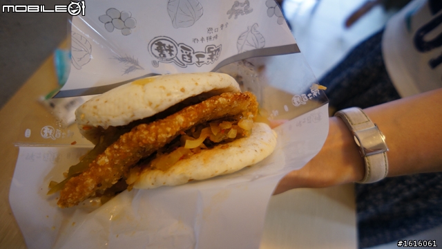 逢甲美食小吃   猴子舀糖~