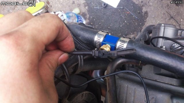 [教學]SYM T2更換水箱水、火星塞、安裝水溫表