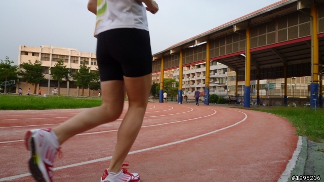 「參加adidas跑鞋試用」adizero F50 2M 競賽型跑者專用鞋款~心得分享