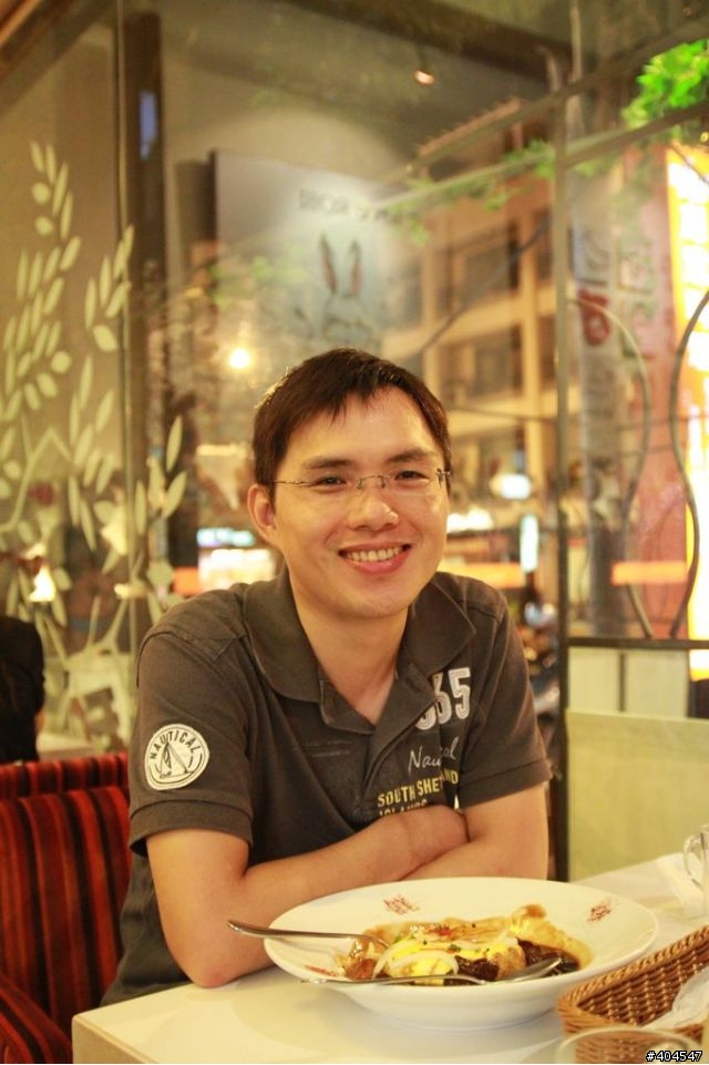 [分享]2012年5月25日車隊第四次查會兔子餐廳ROBI in house